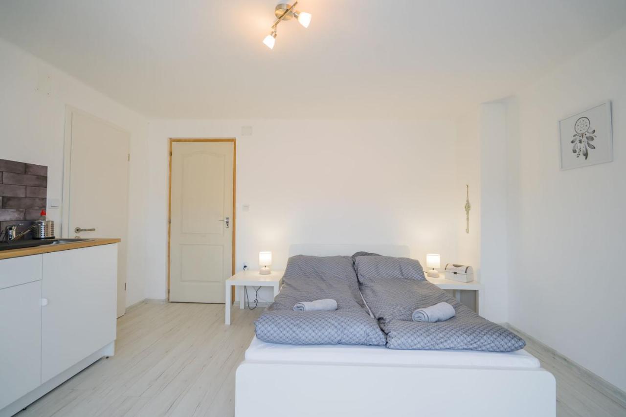 Zigzag Apartman Siófok Buitenkant foto
