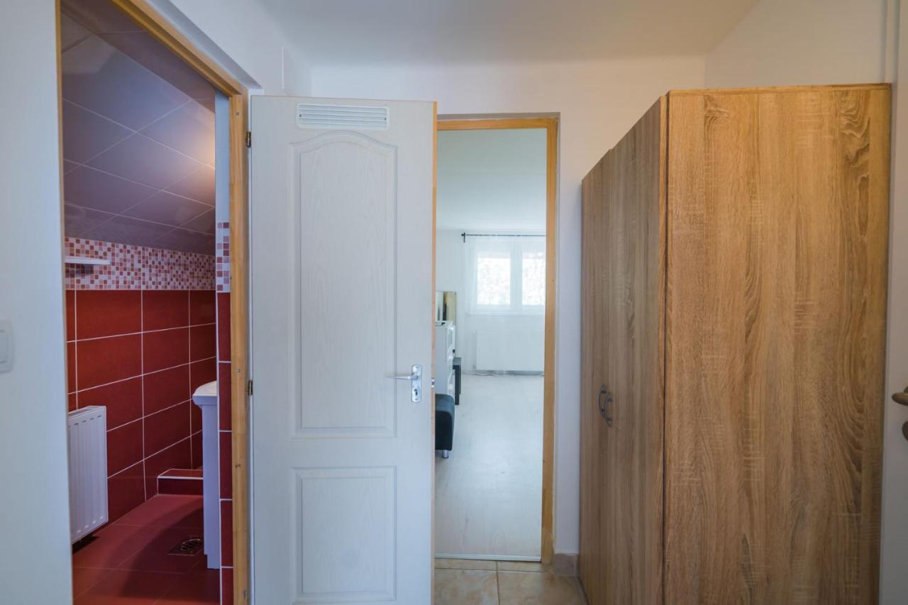 Zigzag Apartman Siófok Buitenkant foto